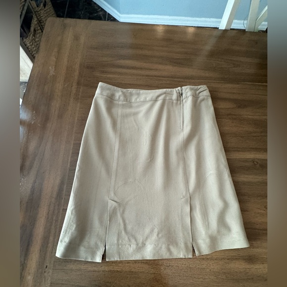 Patricia Luca Tan Skirt Suit set Size 6 Virgin Wool - Picture 13 of 16